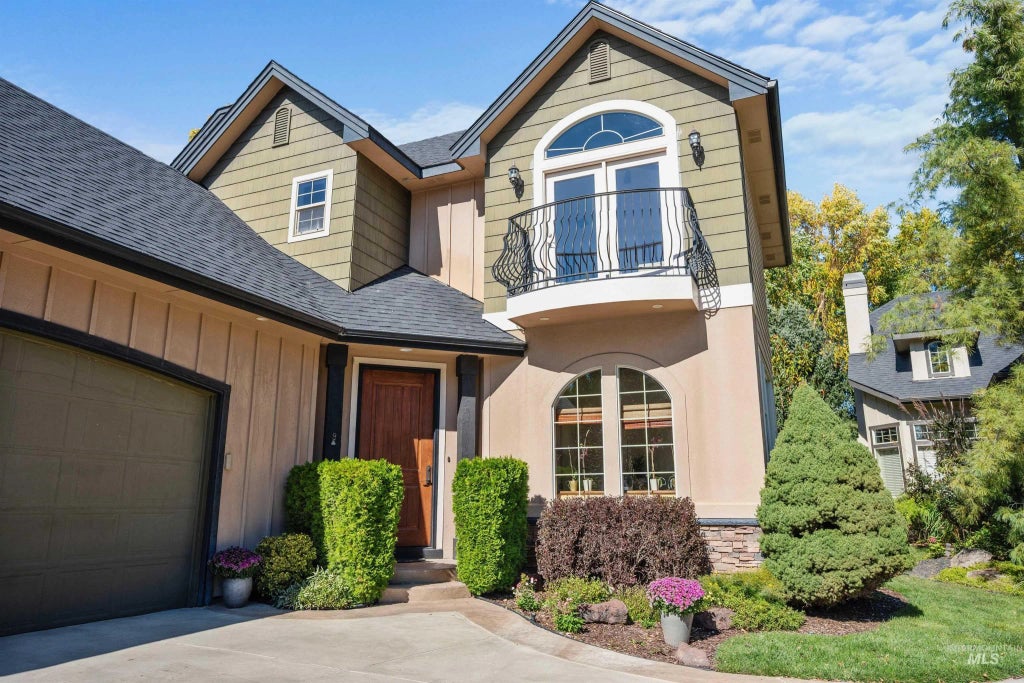 72 W Stone Path Lane, Eagle