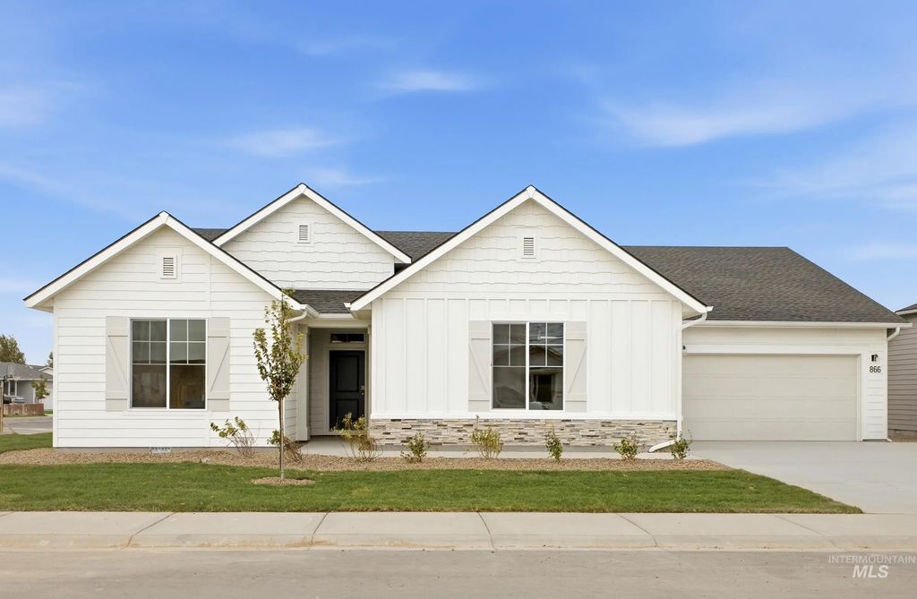 866 Sw Jayhawk St, Mountain Home