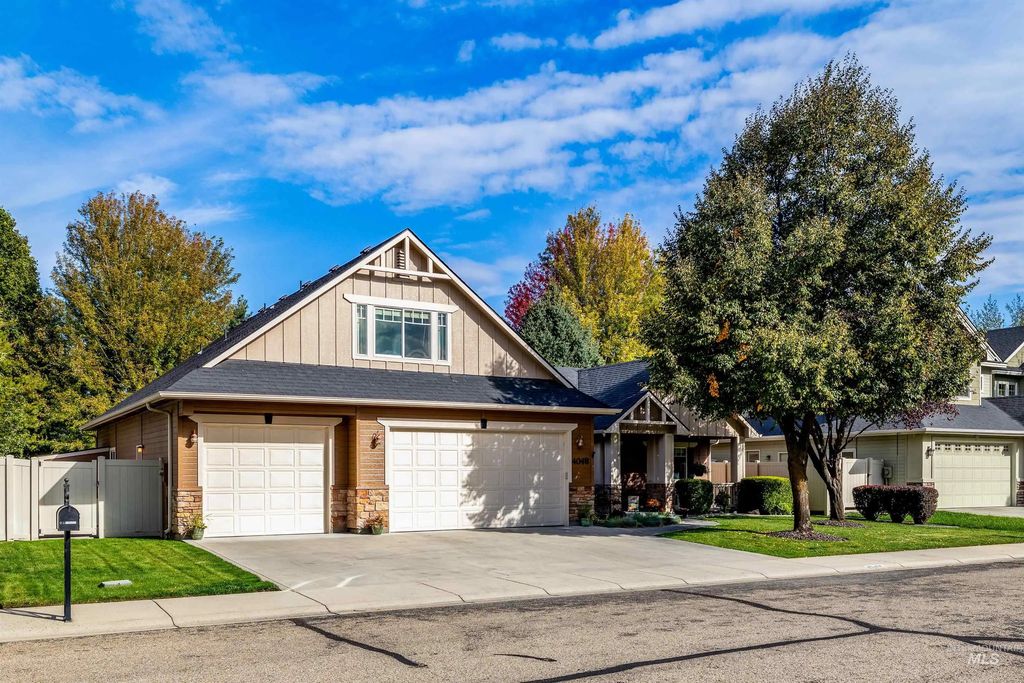 4048 N Tallgrass Ave, Meridian
