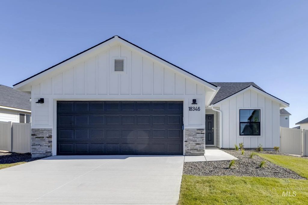 6904 S Lumberton Way, Meridian
