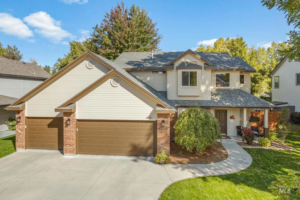 492 E Ridge Drive, Eagle