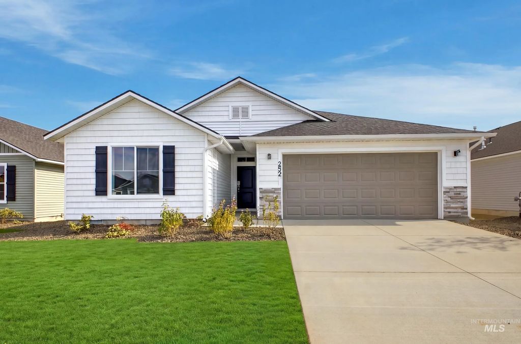 252 N Tideberry Ave, Kuna