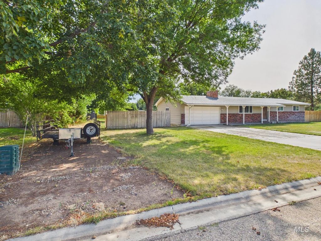 9111 W Teakwood Dr, Boise