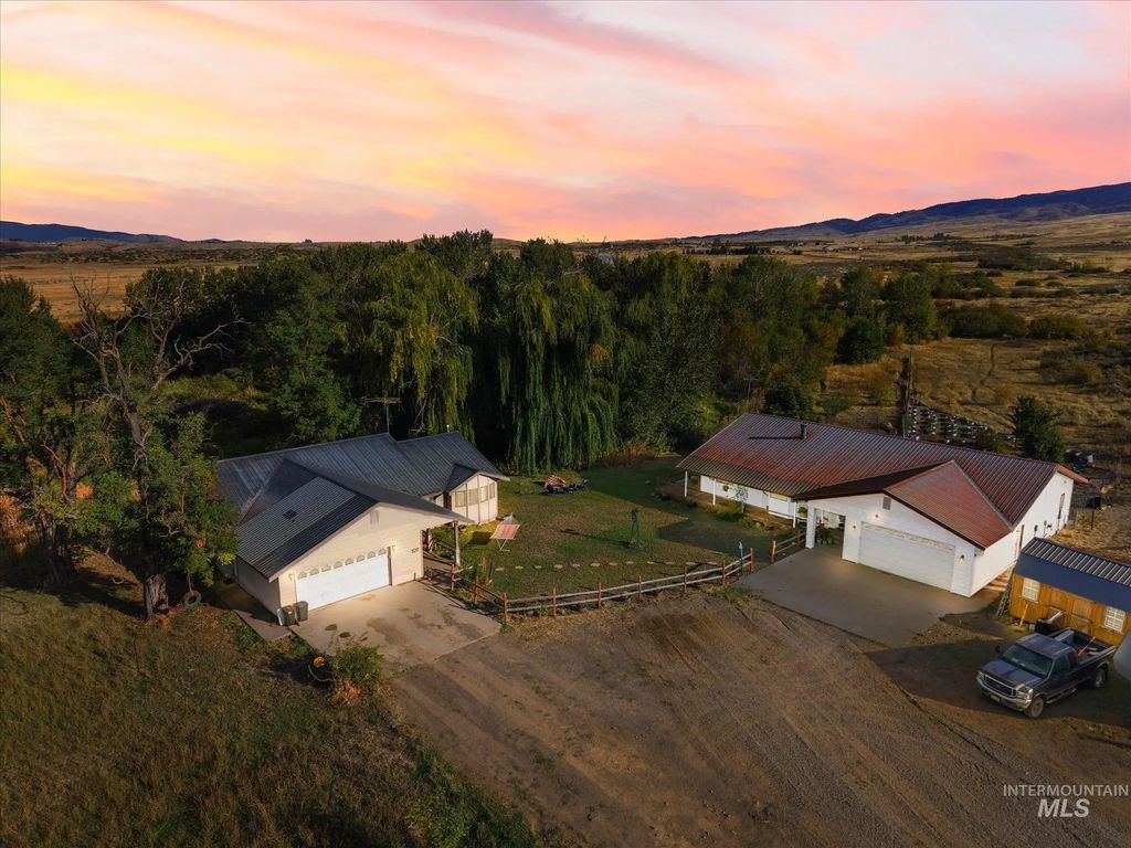 1009 Grays Creek Rd., Indian Valley