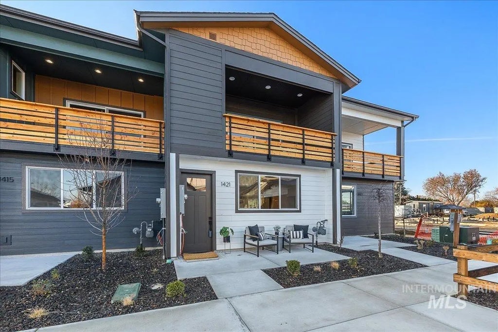 1445 N Bluffs Ridge Lane, Boise