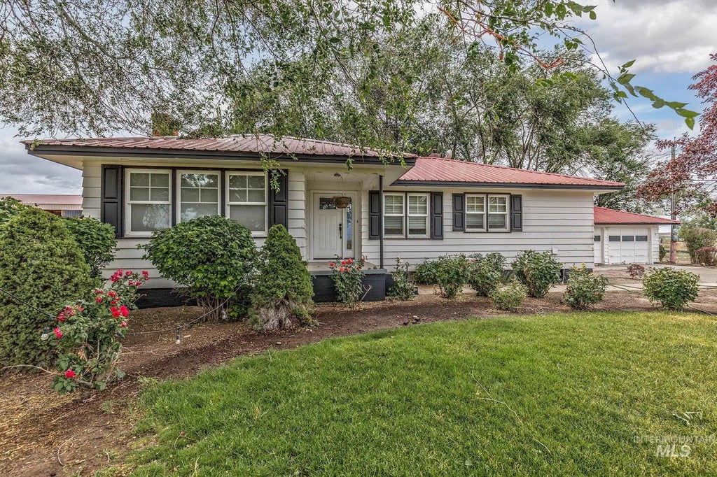 4417 Community Rd, Ontario