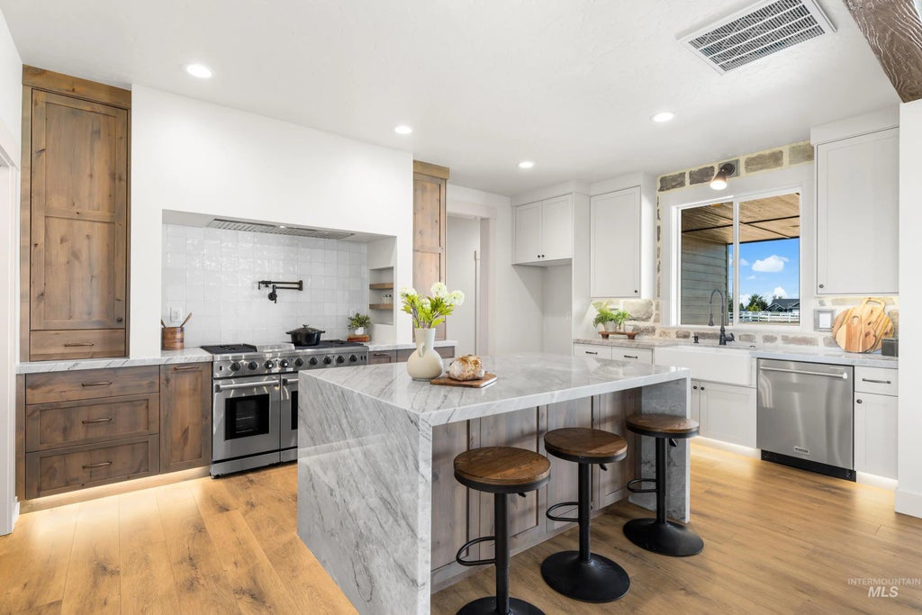 16914 Spring Meadow Dr., Caldwell