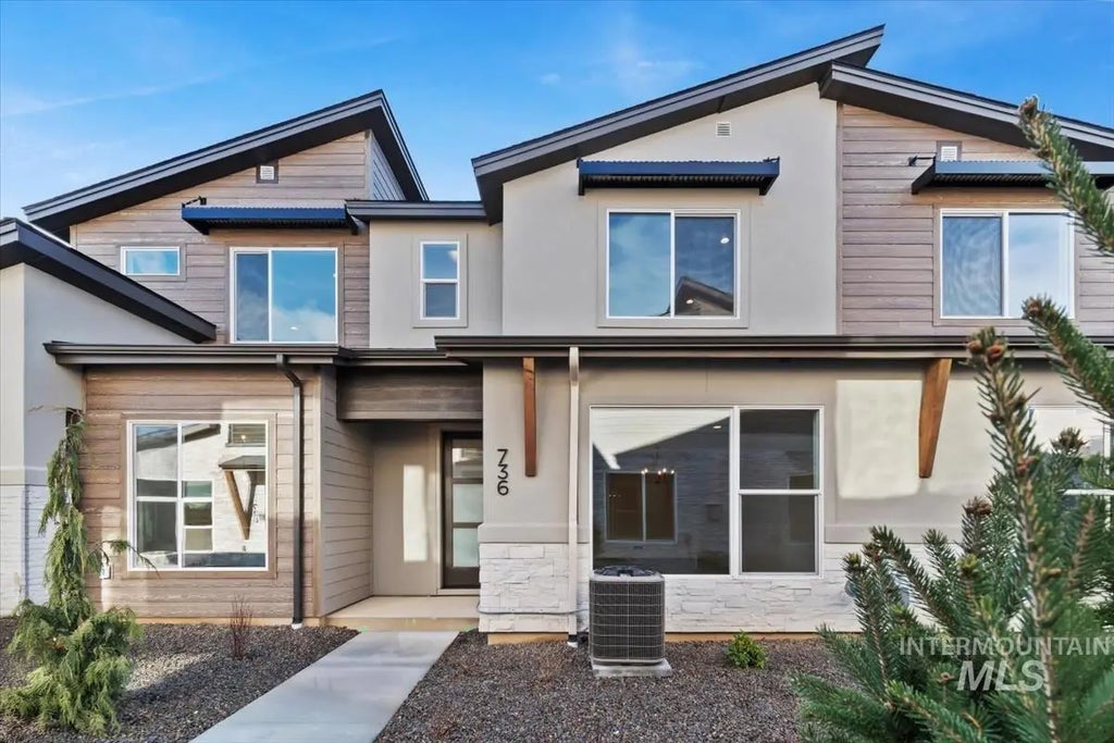 736 S Calhoun Ln, Star