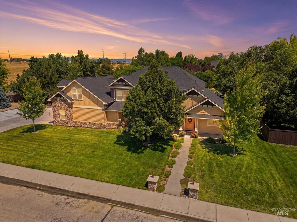 4832 S Nickel Creek Ave, Meridian