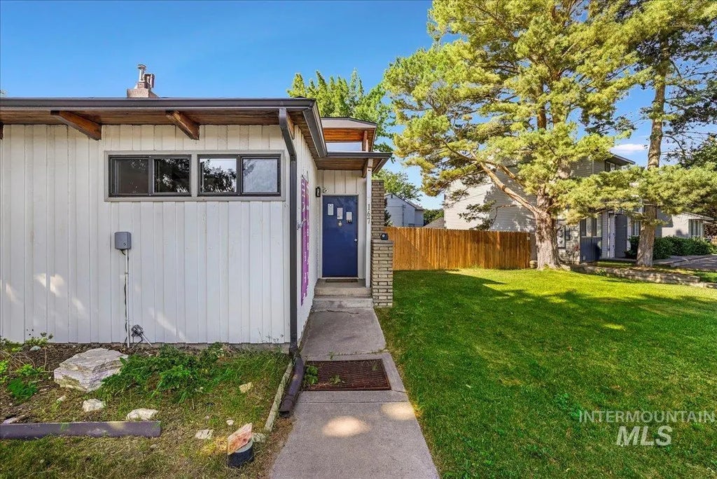 167 W Robbins, Twin Falls