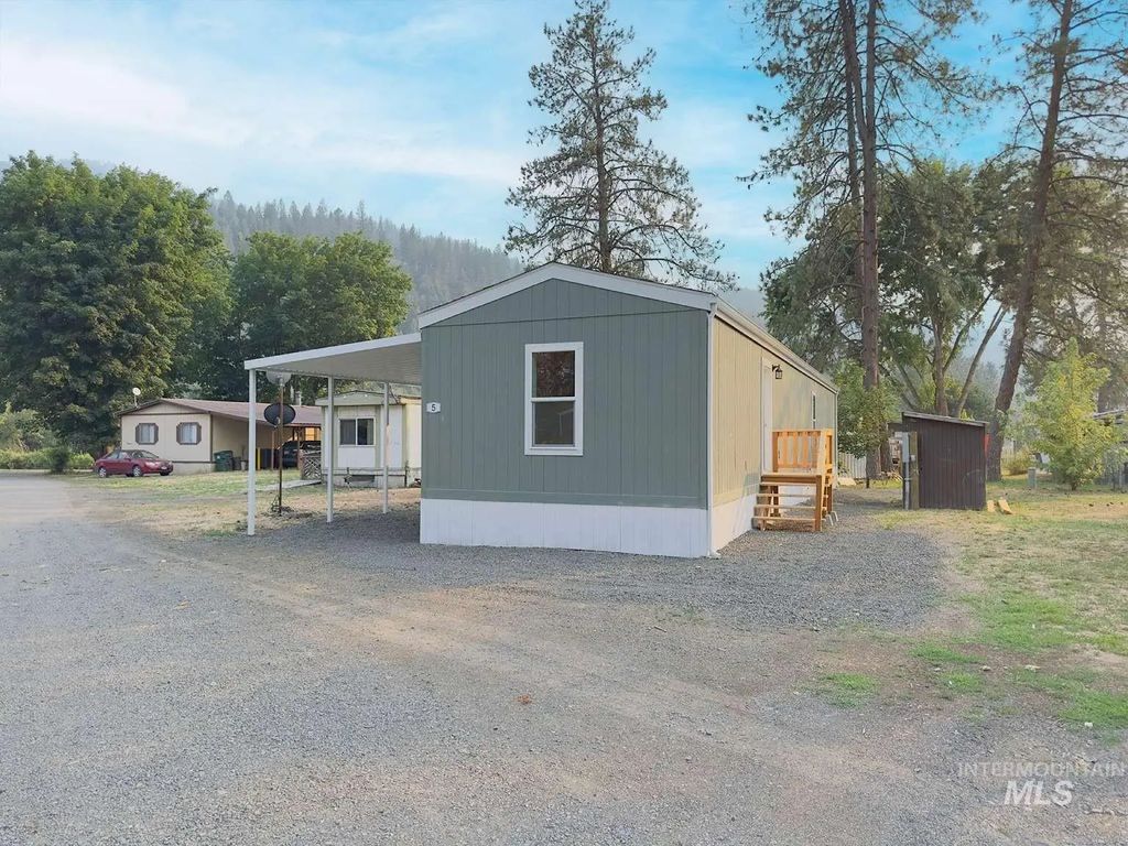 5 Kokanee Ln, Orofino