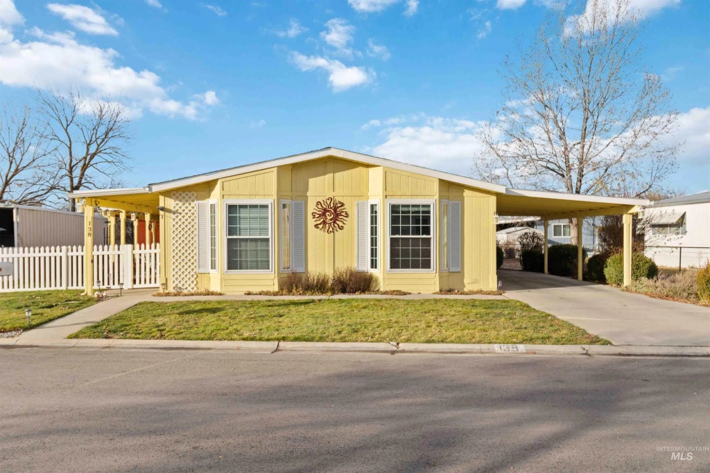 138 Rainbow Dr, Boise