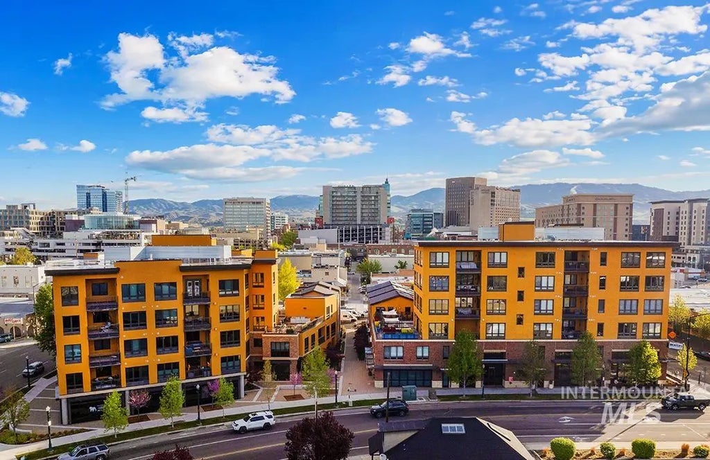 611 S 8th St #213, Boise