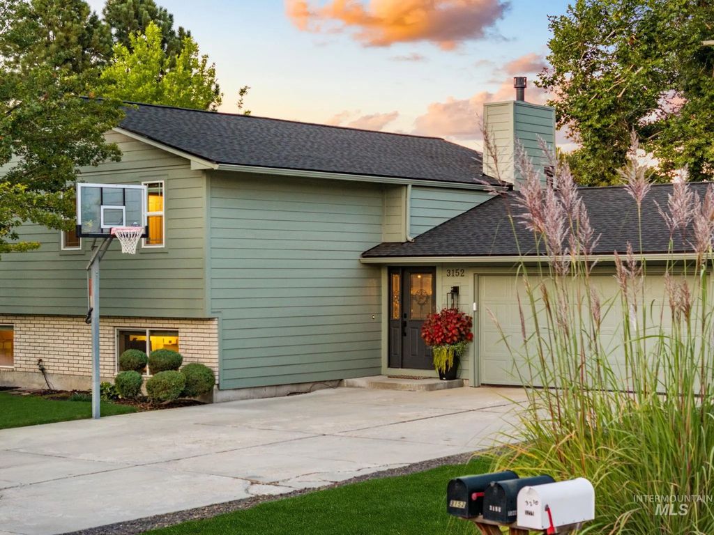 3152 S Ithaca Ave, Boise