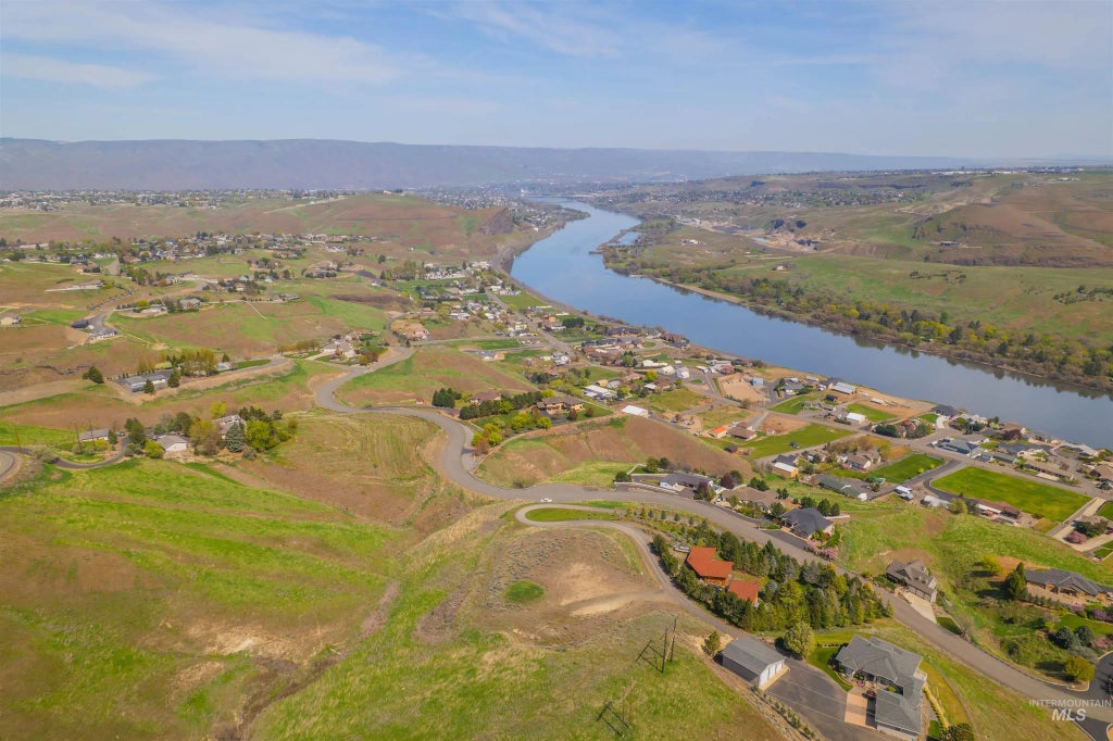 1780 Cherry Street, Clarkston