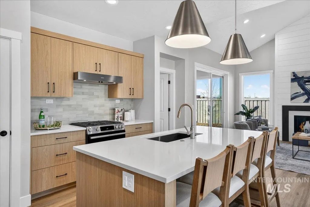 10191 Windrock St., Nampa