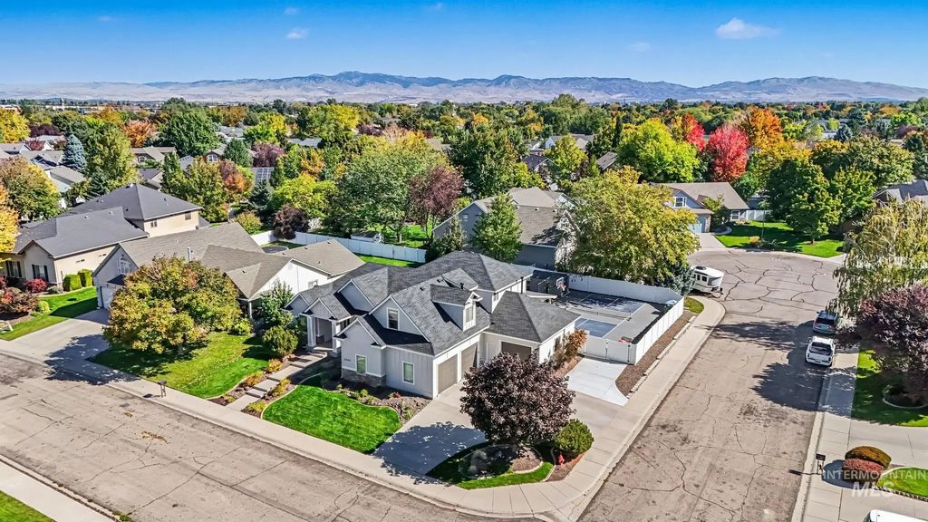 2340 S Alaska Way, Meridian