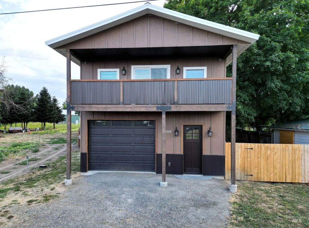 1330 Birch Ave, Lewiston