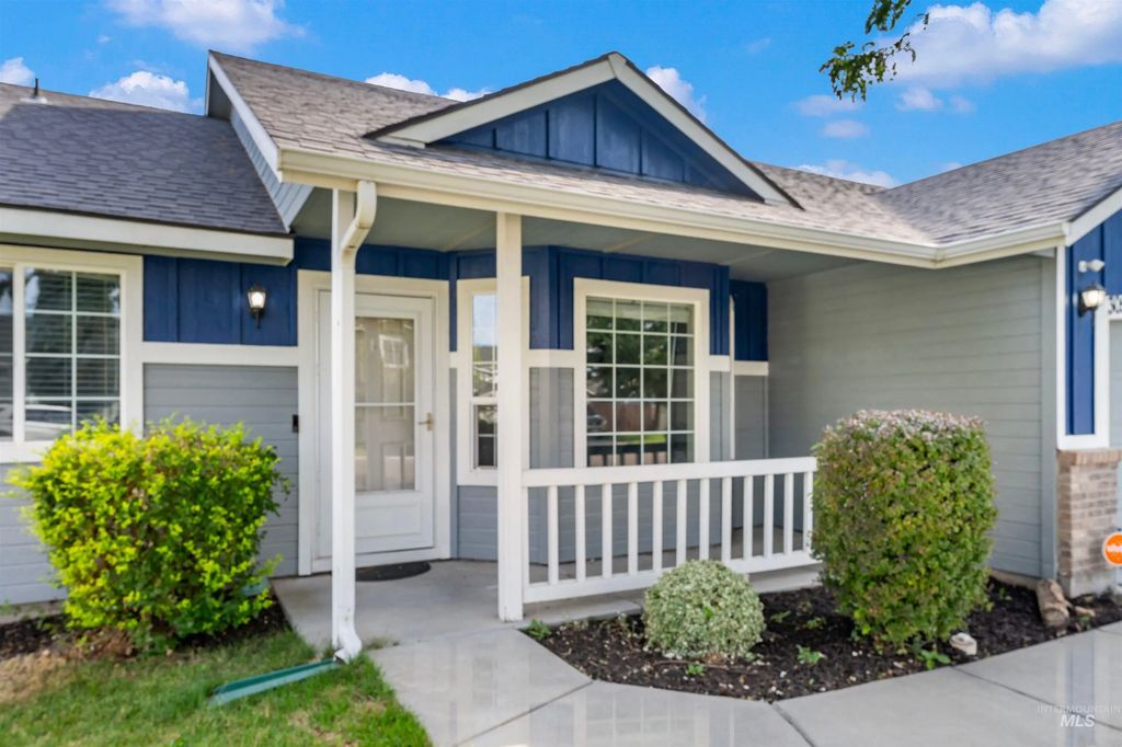 305 W Quaking Aspen Ln., Kuna