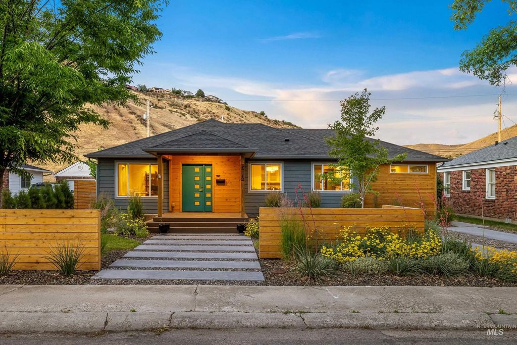 510 N Bacon Dr, Boise