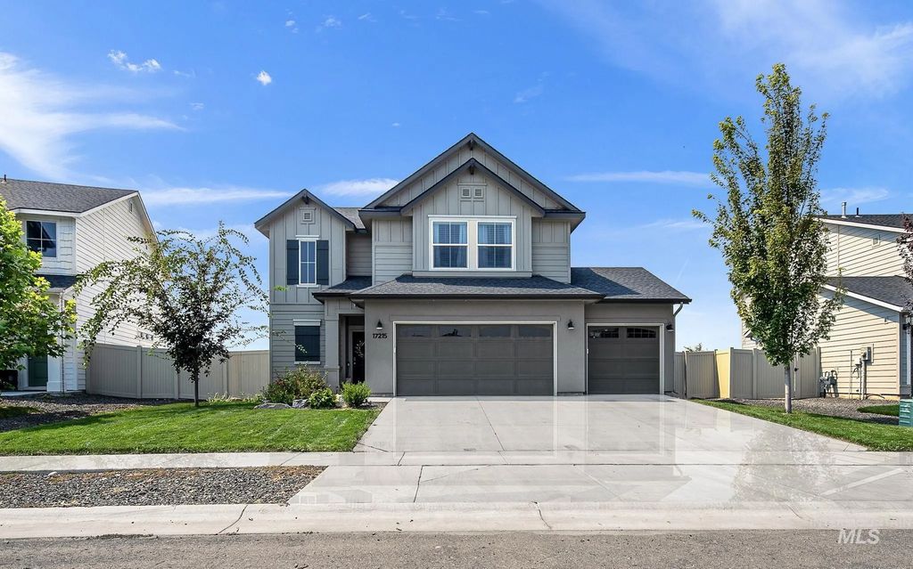17215 N Wingtip Way, Nampa