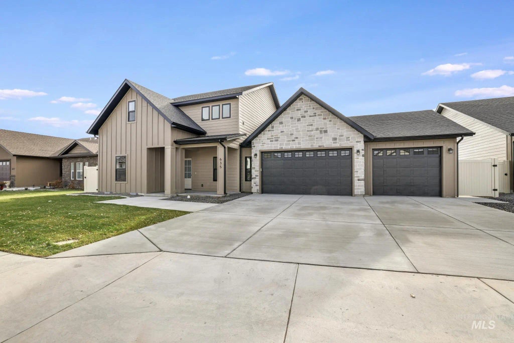 635 Canyon Crest Drive W., Twin Falls