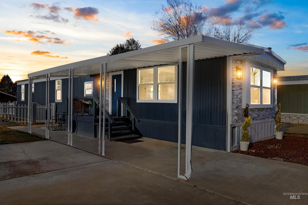 5637 Fairfax Ln, Boise