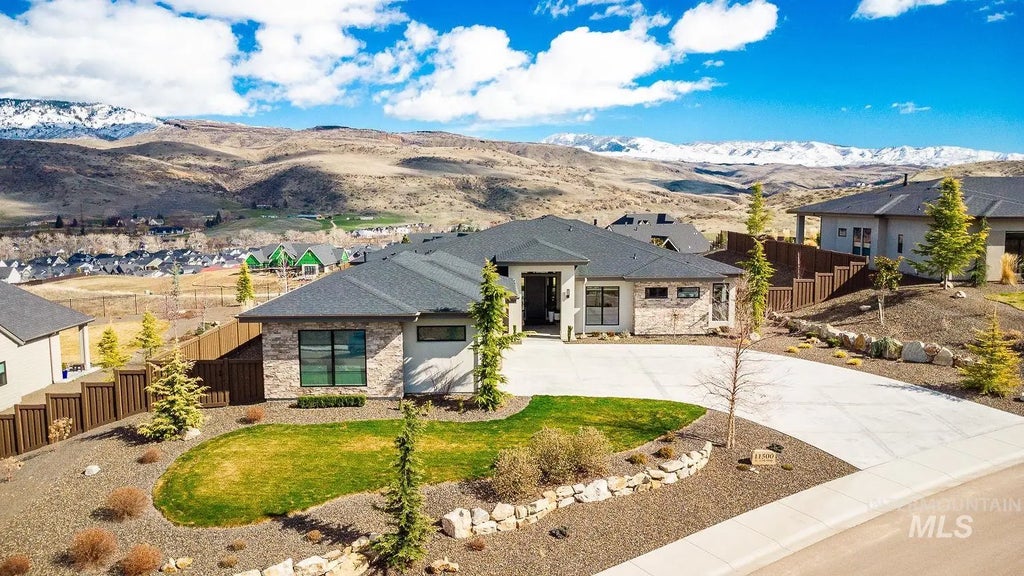 11500 N 17th Way, Boise