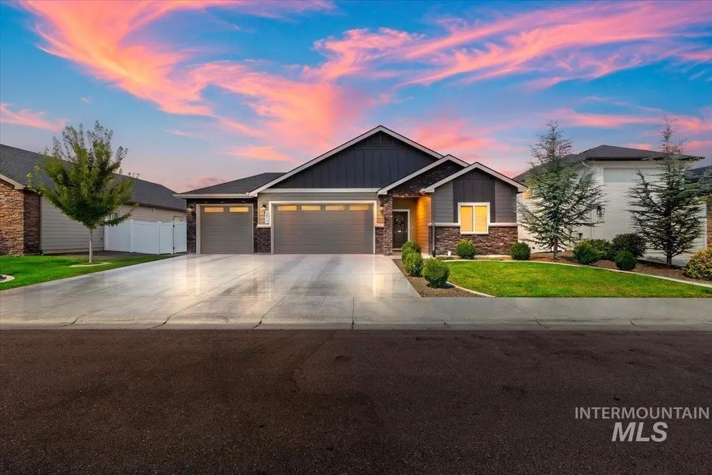 3812 Bozeman, Caldwell