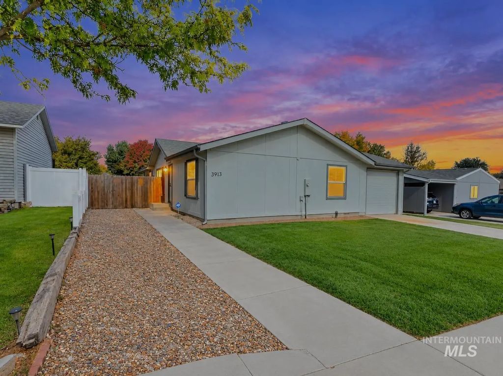 3915 Bennington Street, Caldwell