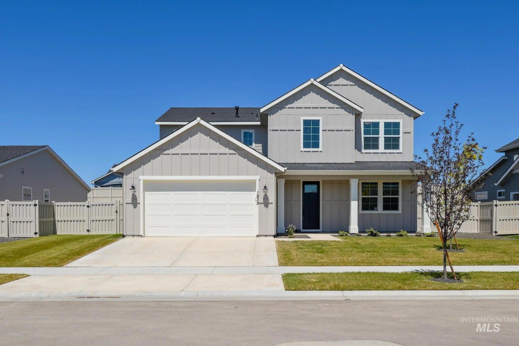 1832 W Blue Lightning St, Middleton