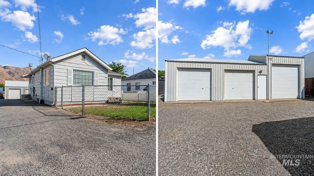 1266 Maple Street, Clarkston