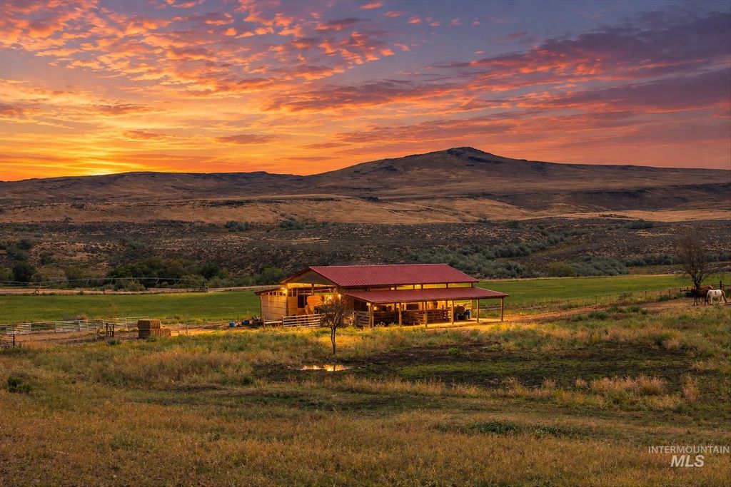 3099 Little Valley Road, Harper