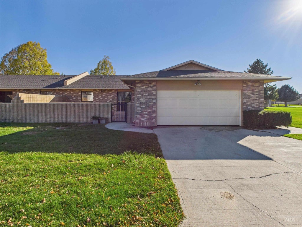 25 River Run Estates, Burley