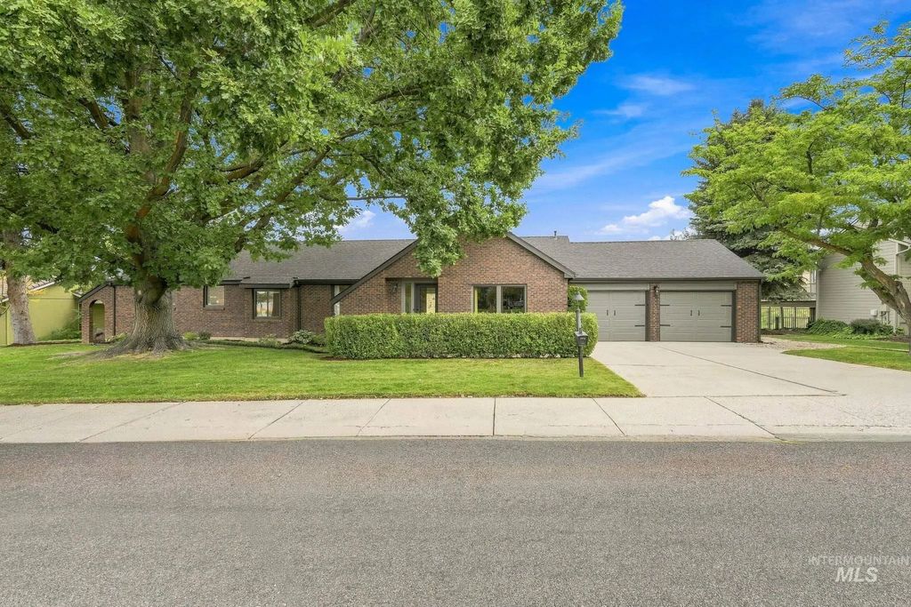 2256 E Table Rock Rd, Boise
