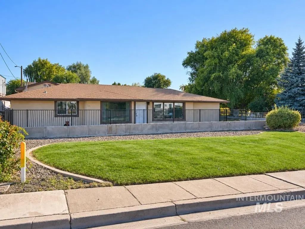 1830 Addison Ave E, Twin Falls