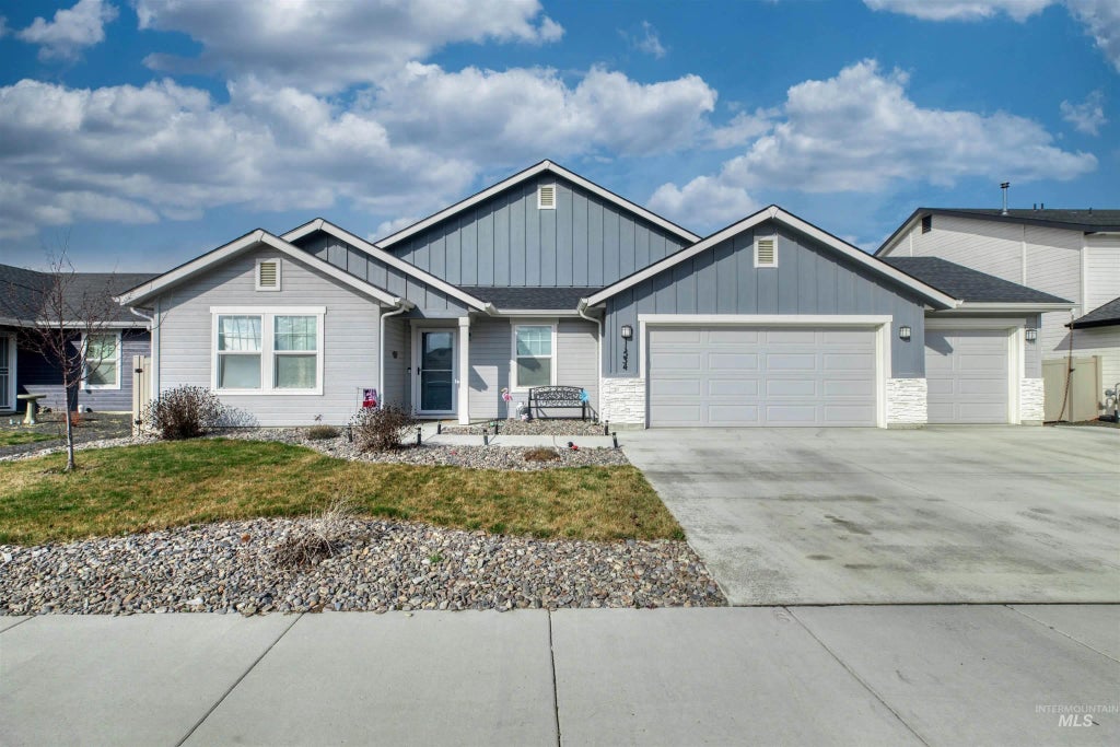 11534 W Trooper St, Nampa