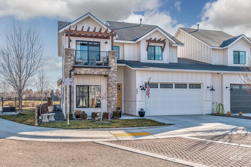 6686 N Asissi Lane, Meridian