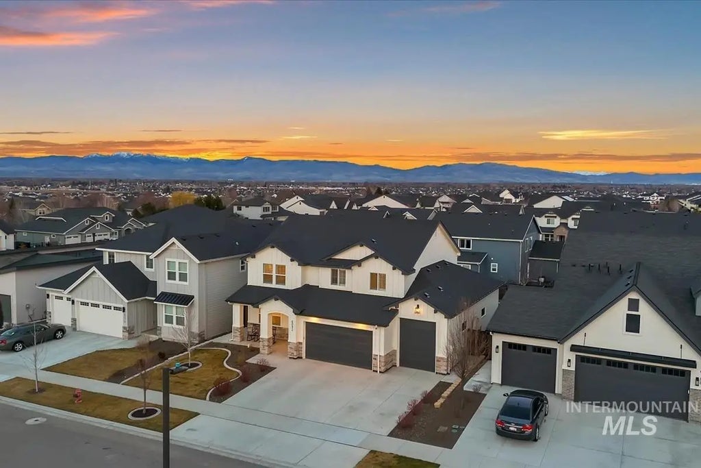 6092 S Thumbelina Ave, Meridian