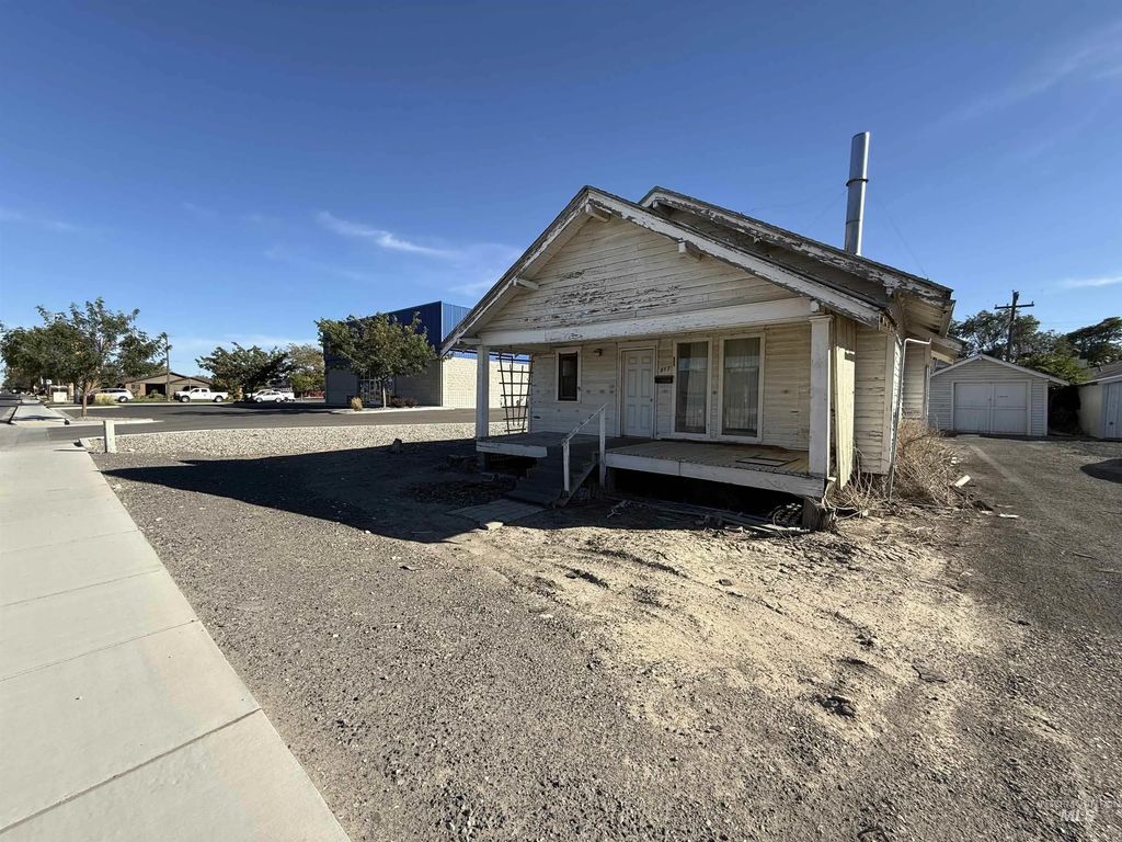 817 Burley Ave, Buhl