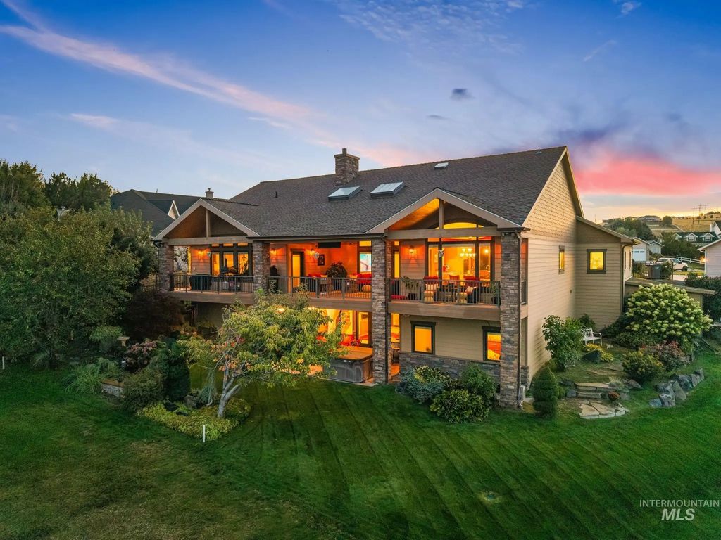 3565 Quailridge, Clarkston