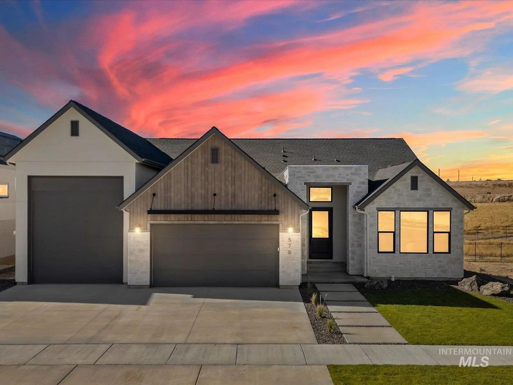 570 E Wagoneer Dr, Boise