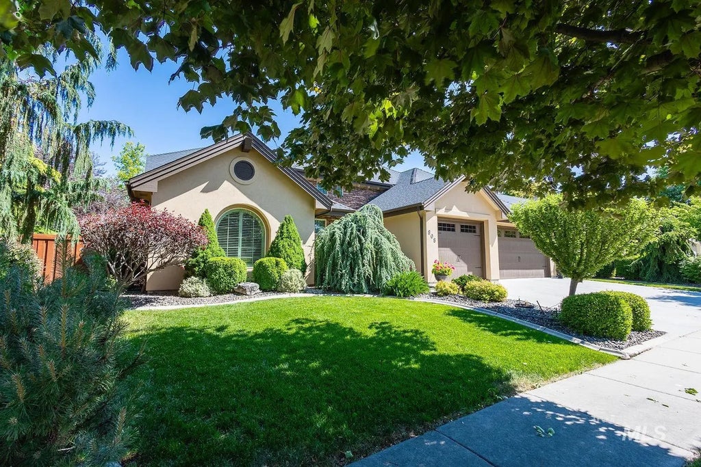 808 E San Pedro St., Meridian