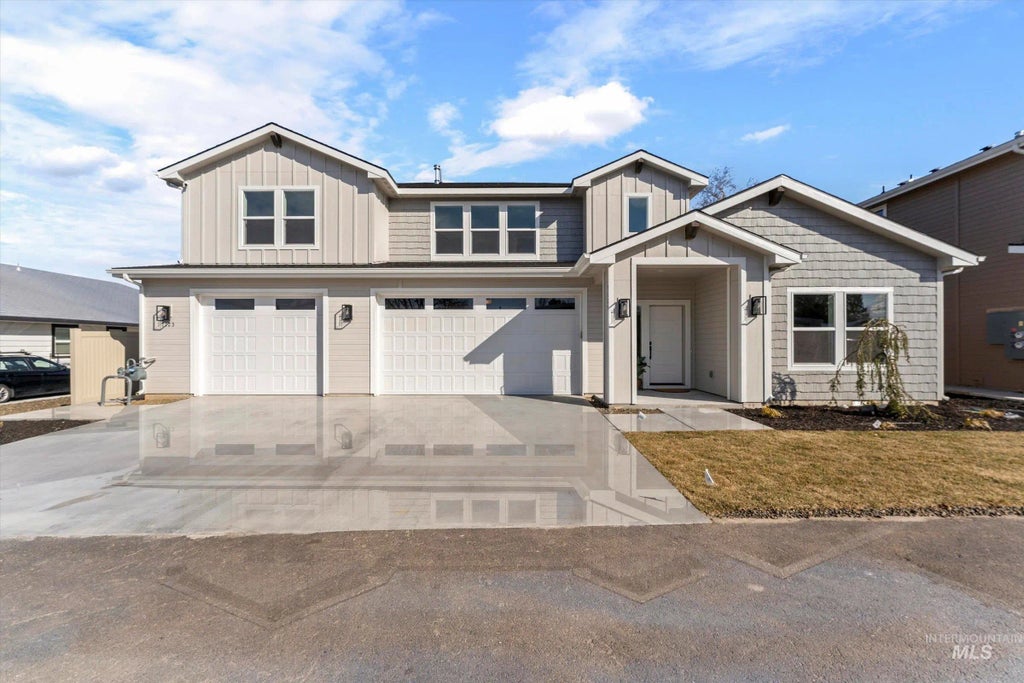 7125 & 7123 W Ustick Rd, Boise