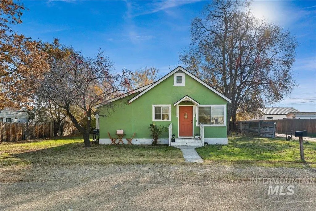 516 N 13th Ave, Caldwell