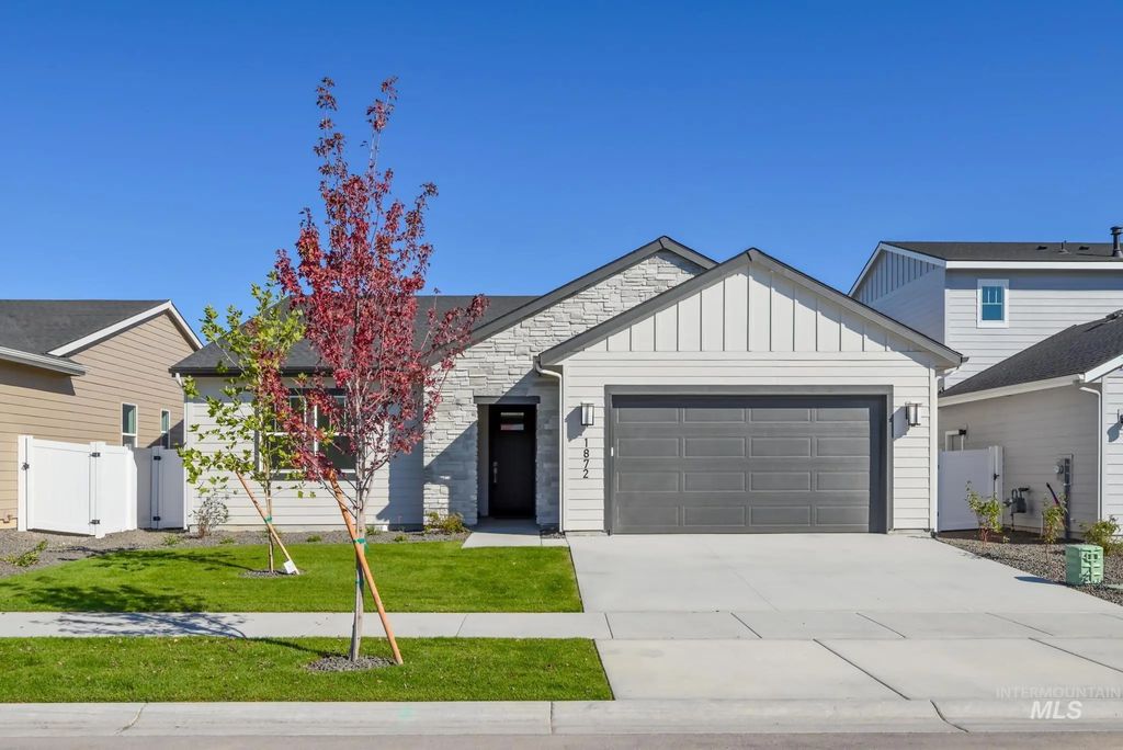1872 W Arya St, Kuna