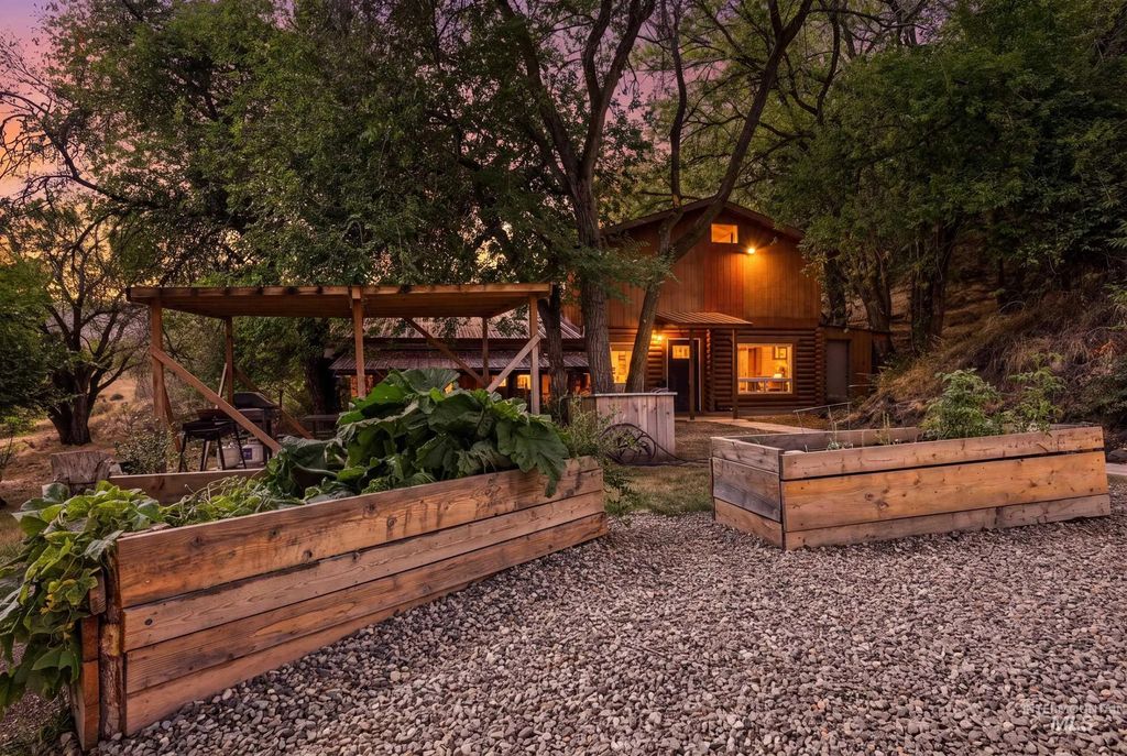 6 Sunburst Rd, Horseshoe Bend