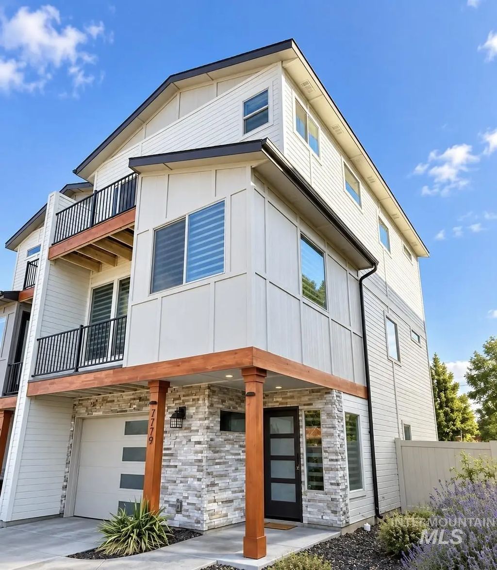 7779 W Crestwood Drive, Boise