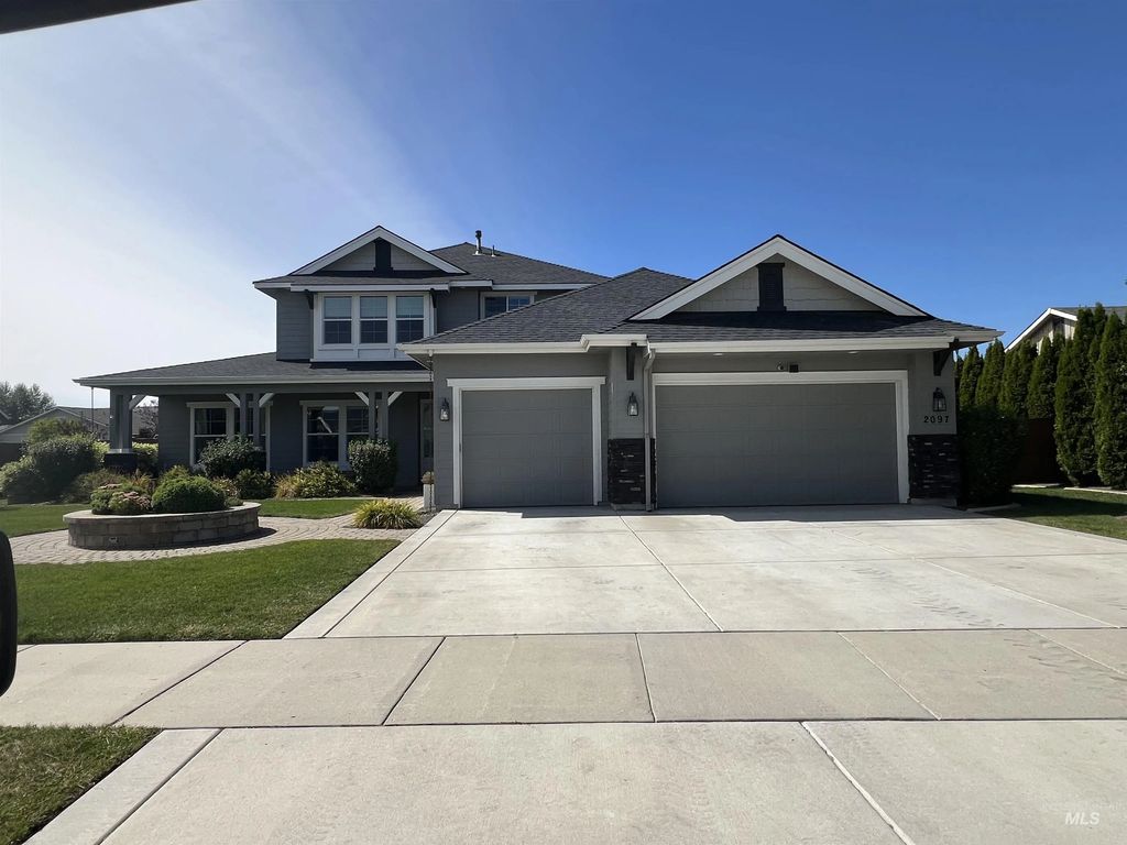 2097 N World Cup Way, Eagle