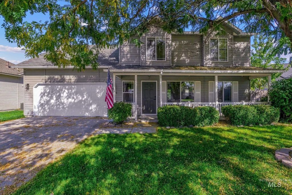 312 E Snowy Owl Street, Kuna